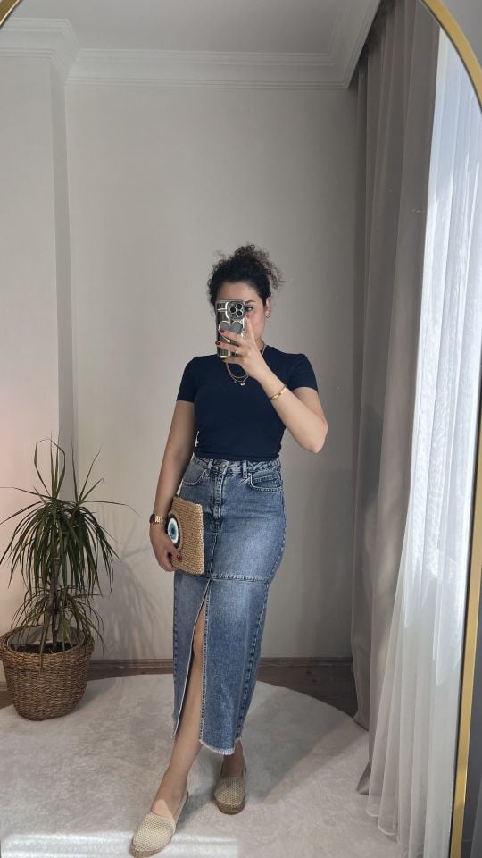 Quzu Lacivert Bisiklet Yaka Bady Tshirt