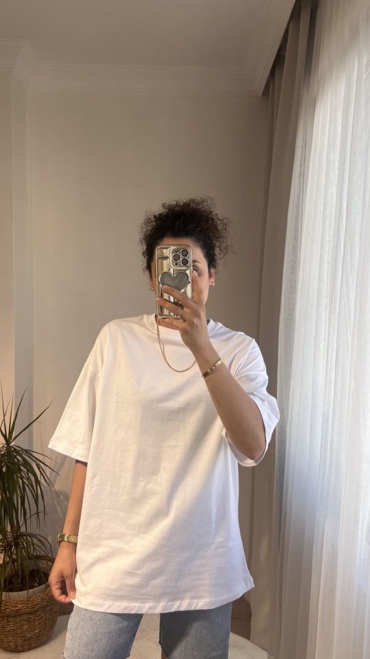 Oversize Beyaz Bisiklet Yaka Tshirt