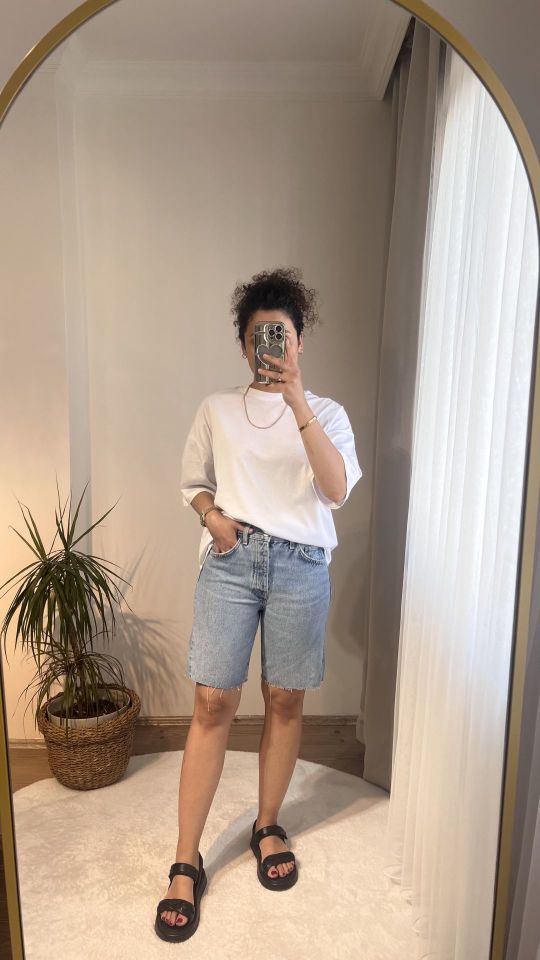Oversize Beyaz Bisiklet Yaka Tshirt