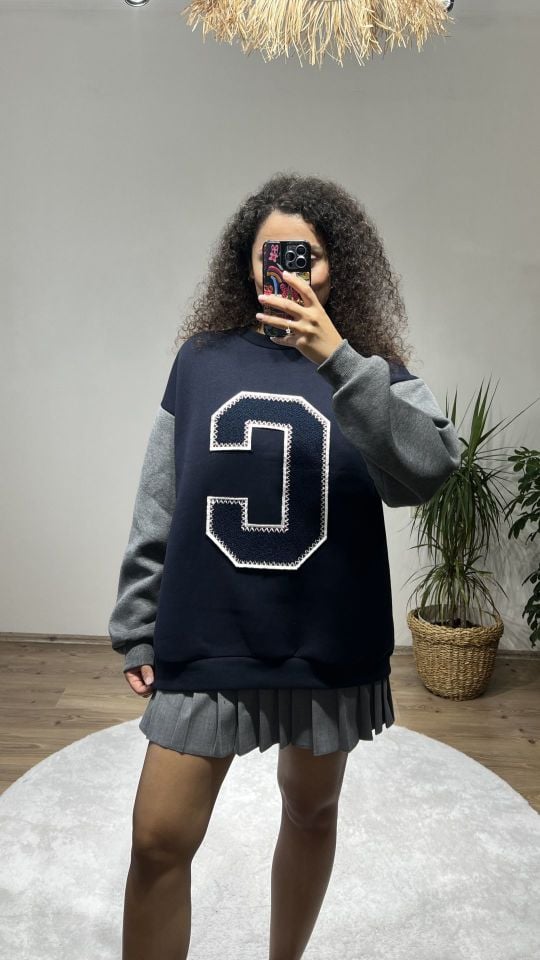 Tasarım Harf Baskılı Sweatshirt