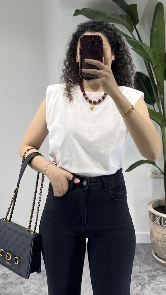 Quzu Kadın Omzu Vatkalı Kolsuz  Basic Düz Tshirt Ekru